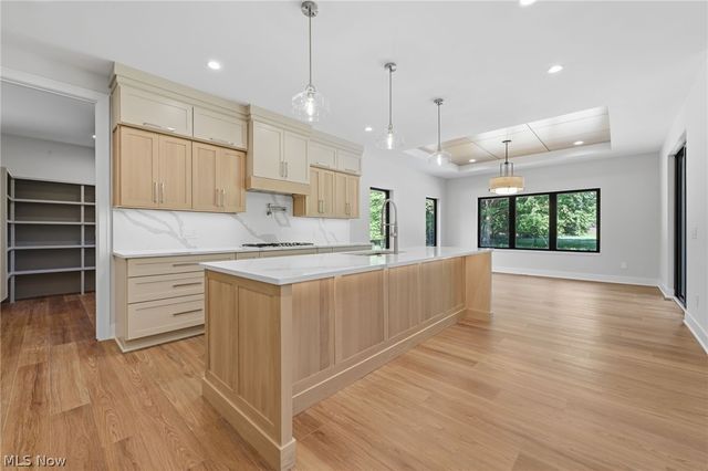 3880 Brainard Road, Orange, OH 44122