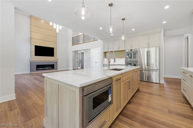 3880 Brainard Road, Orange, OH 44122