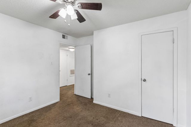 302 Harris ST, Smithville, TX 78957