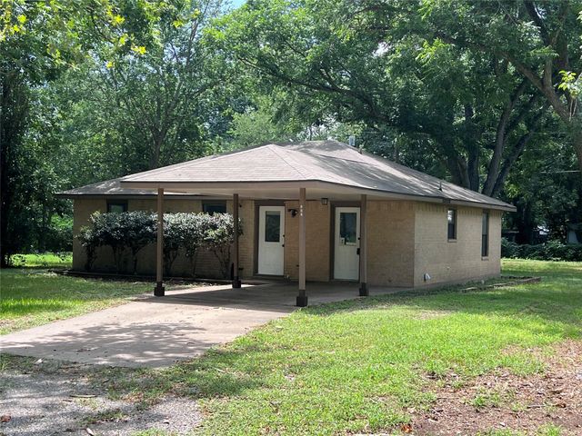 302 Harris ST, Smithville, TX 78957