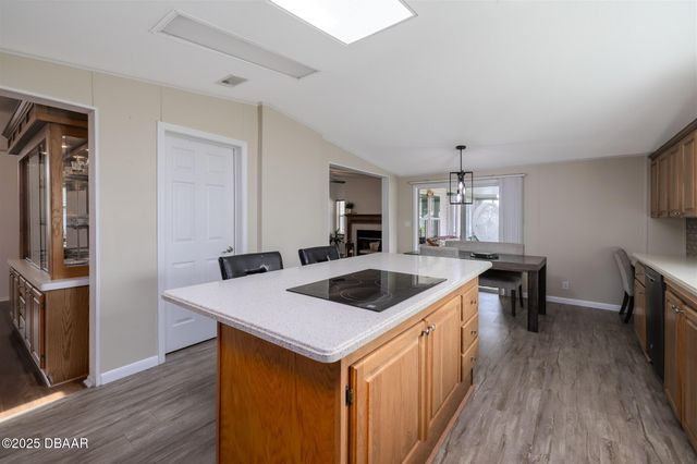 611 Portside Lane, Edgewater, FL 32141