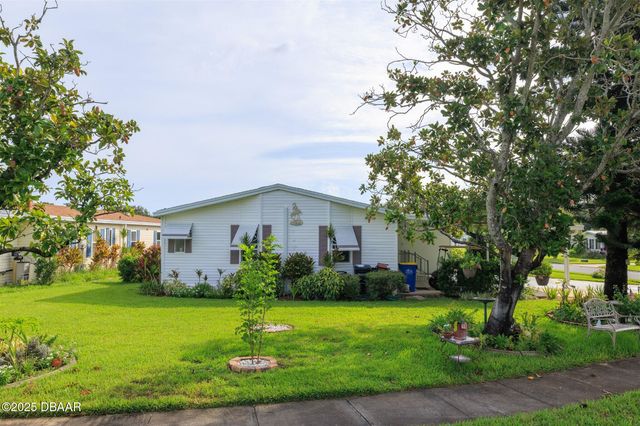 611 Portside Lane, Edgewater, FL 32141