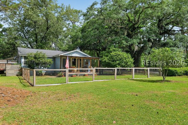 48 Camp Saint Mary Rd, Okatie, SC 29909