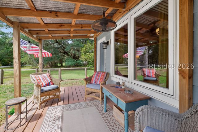 48 Camp Saint Mary Rd, Okatie, SC 29909