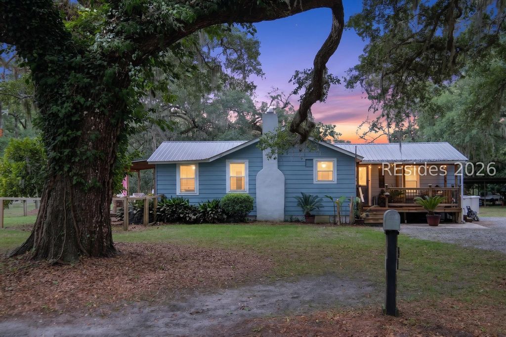 48 Camp Saint Mary Rd, Okatie, SC 29909