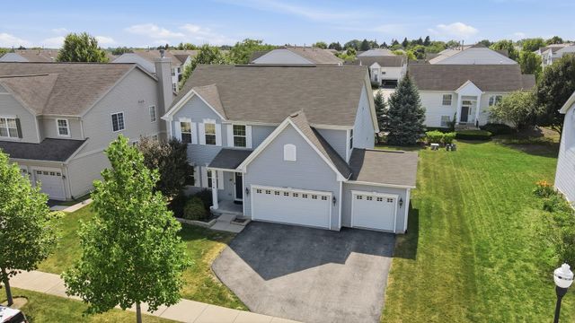 3016 Monterey Lane, Wadsworth, IL 60083