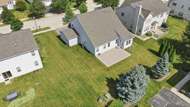 3016 Monterey Lane, Wadsworth, IL 60083