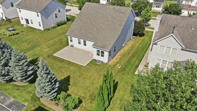 3016 Monterey Lane, Wadsworth, IL 60083