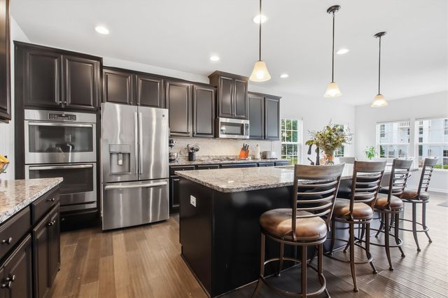 3016 Monterey Lane, Wadsworth, IL 60083