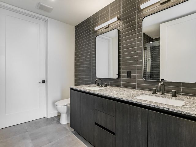 84 East Ave 1503, Austin, TX 78701