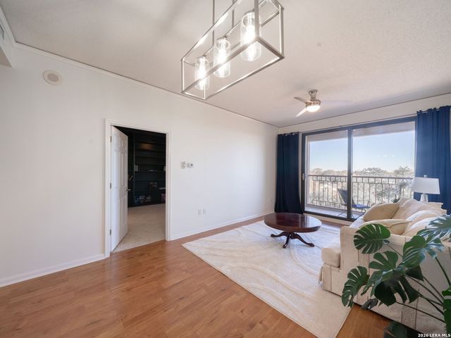 1 Towers Park Ln Apt 503, San Antonio, TX 78209