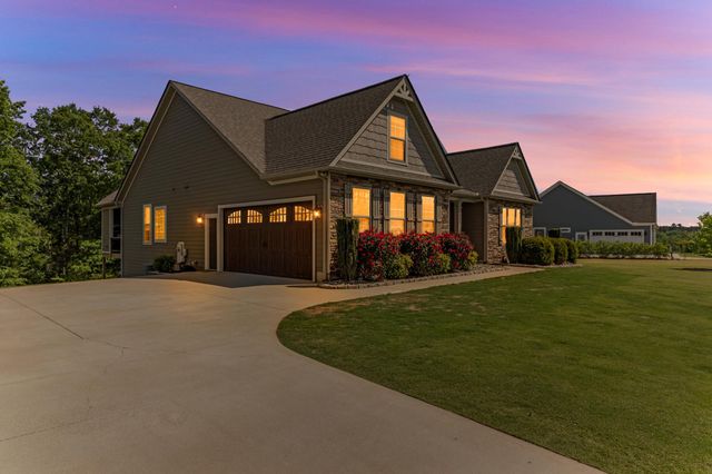 655 E Ridgewater Drive, Chesnee, SC 29323