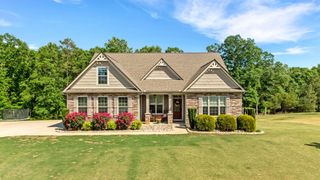 655 E Ridgewater Drive, Chesnee, SC 29323
