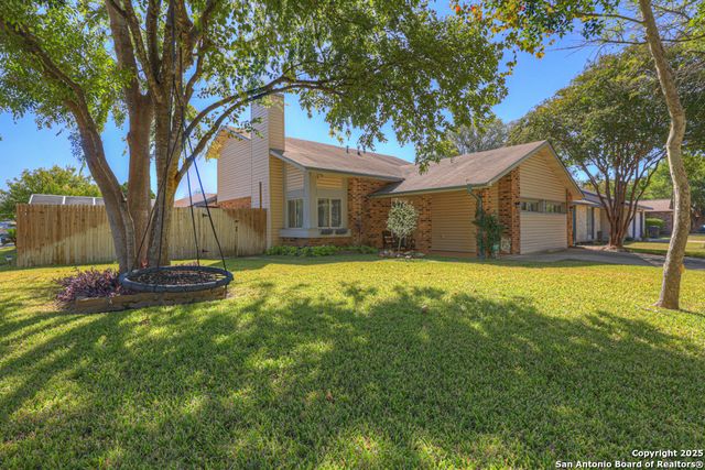 9302 SW Valley Bnd, San Antonio, TX 78250