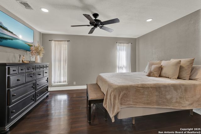 9302 SW Valley Bnd, San Antonio, TX 78250