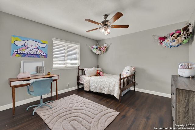 9302 SW Valley Bnd, San Antonio, TX 78250