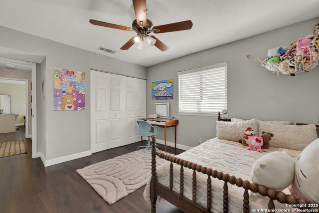 9302 SW Valley Bnd, San Antonio, TX 78250