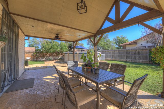 9302 SW Valley Bnd, San Antonio, TX 78250