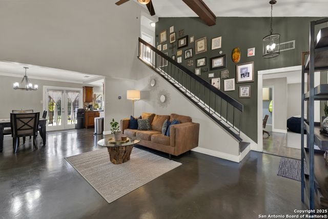 9302 SW Valley Bnd, San Antonio, TX 78250