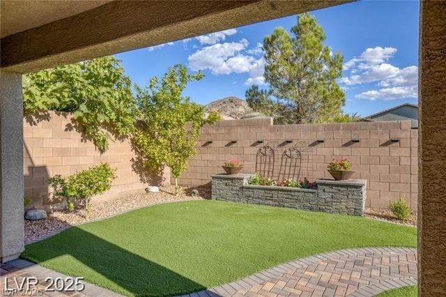 25 Via Corvina, Henderson, NV 89011