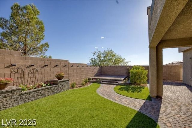 25 Via Corvina, Henderson, NV 89011