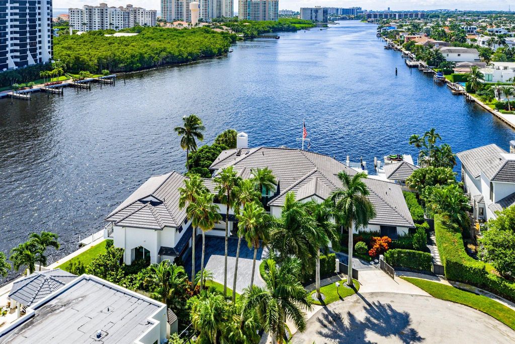 7400 NE Orchid Bay Terrace, Boca Raton, FL 33487