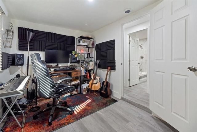 110 Saturn Street, Palm Springs, CA 92264