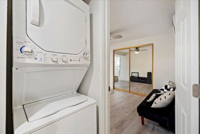 110 Saturn Street, Palm Springs, CA 92264