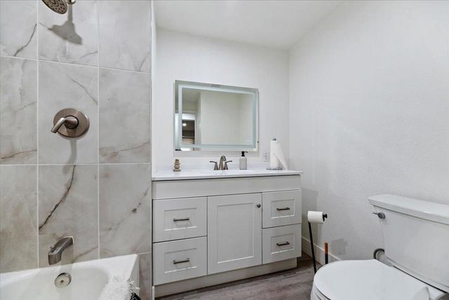 110 Saturn Street, Palm Springs, CA 92264