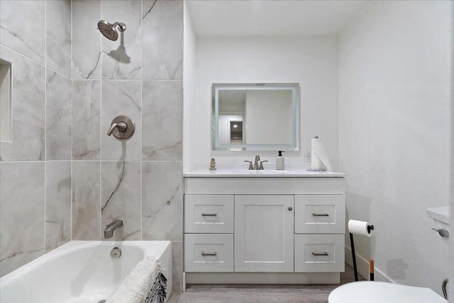 110 Saturn Street, Palm Springs, CA 92264