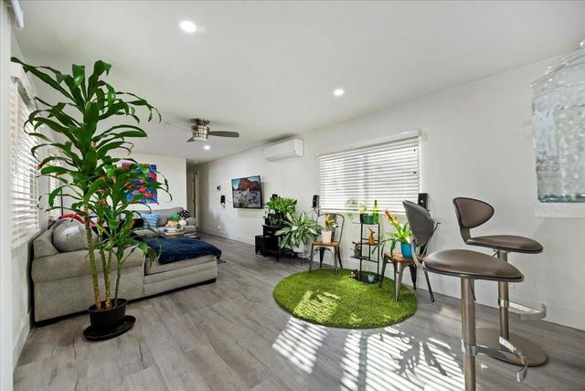 110 Saturn Street, Palm Springs, CA 92264