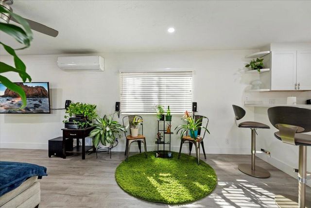 110 Saturn Street, Palm Springs, CA 92264