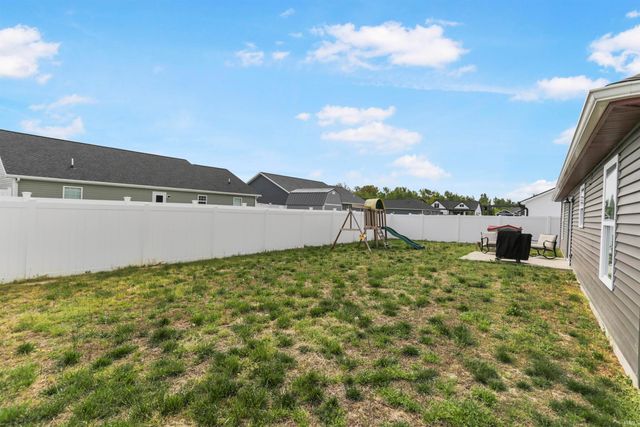 343 Wabash Circle, Chandler, IN 47610