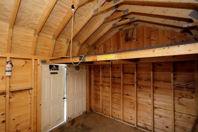 59 Bridge St, Fairhaven, MA 02719