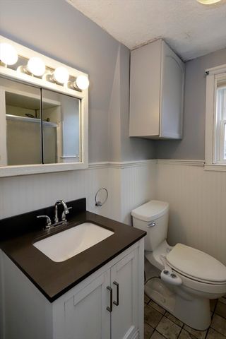 59 Bridge St, Fairhaven, MA 02719