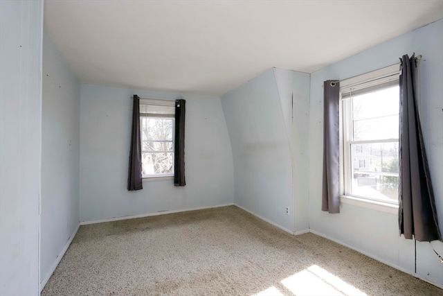 59 Bridge St, Fairhaven, MA 02719