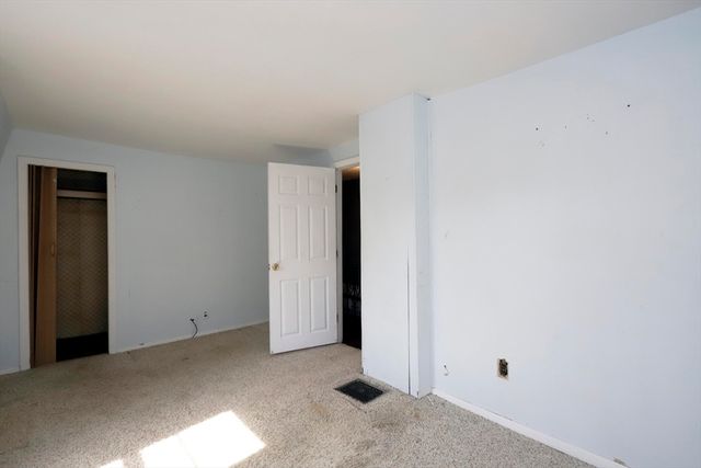 59 Bridge St, Fairhaven, MA 02719