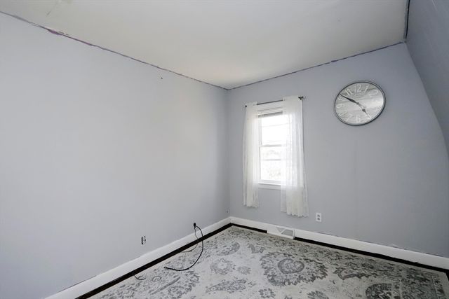 59 Bridge St, Fairhaven, MA 02719