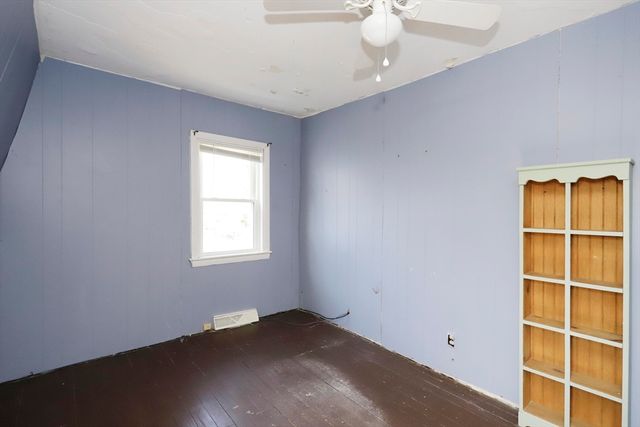 59 Bridge St, Fairhaven, MA 02719
