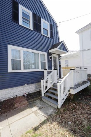 59 Bridge St, Fairhaven, MA 02719