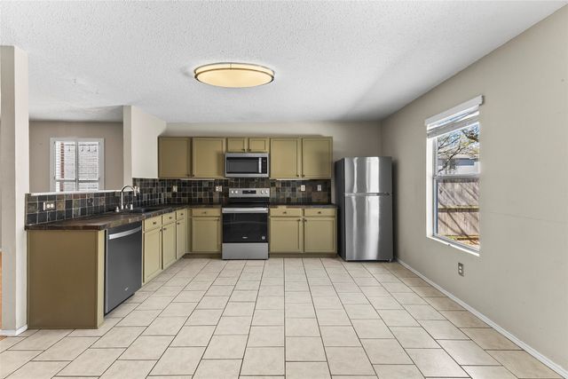 2520 Lake Meadow Drive, Mckinney, TX 75071