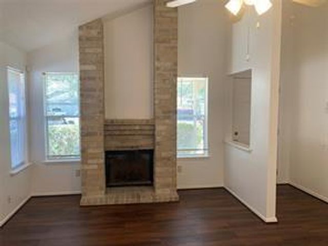 16210 Barbarossa Drive, Houston, TX 77083
