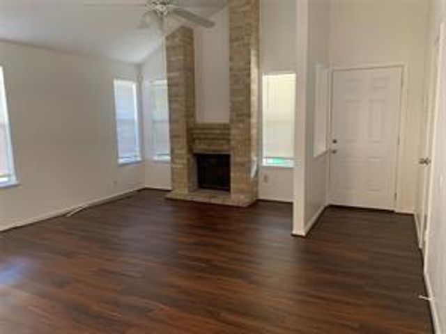 16210 Barbarossa Drive, Houston, TX 77083