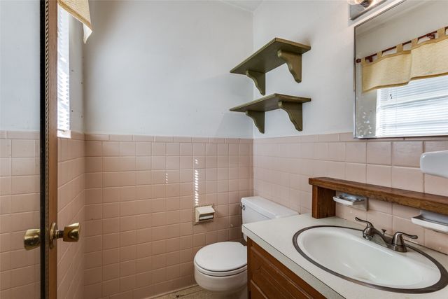 113 E Oak Street, Gunter, TX 75058