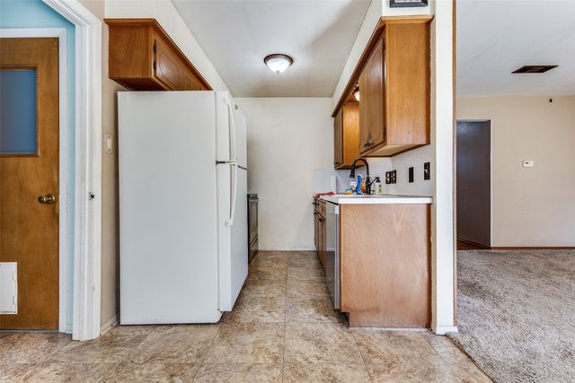 113 E Oak Street, Gunter, TX 75058