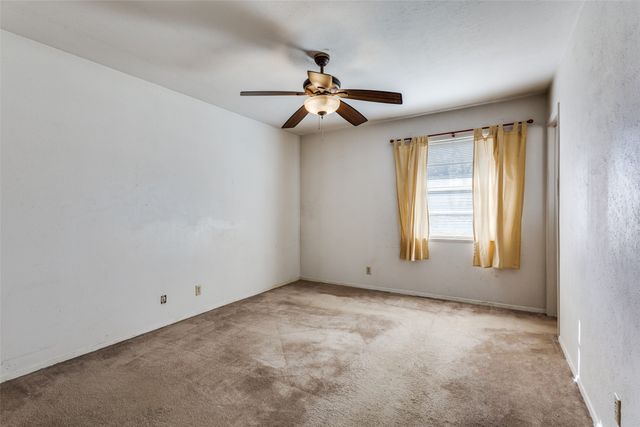 113 E Oak Street, Gunter, TX 75058