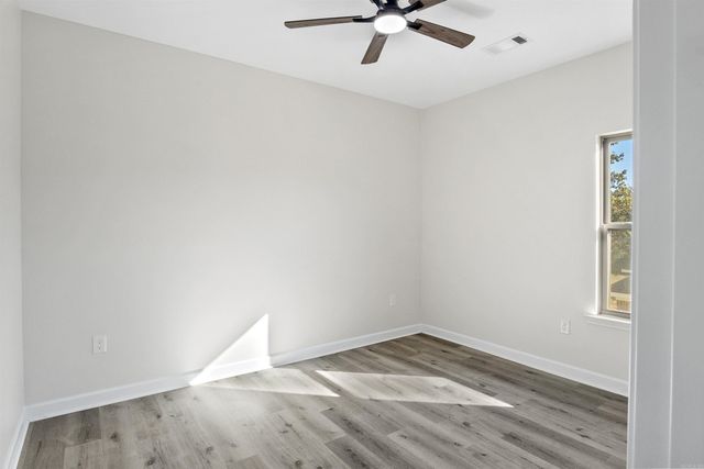 506 Madeleine, Austin, AR 72007