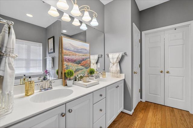533 Pointe Of Oaks Road, Summerville, SC 29485