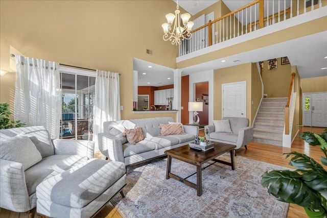 533 Pointe Of Oaks Road, Summerville, SC 29485