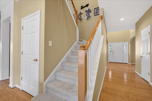 533 Pointe Of Oaks Road, Summerville, SC 29485